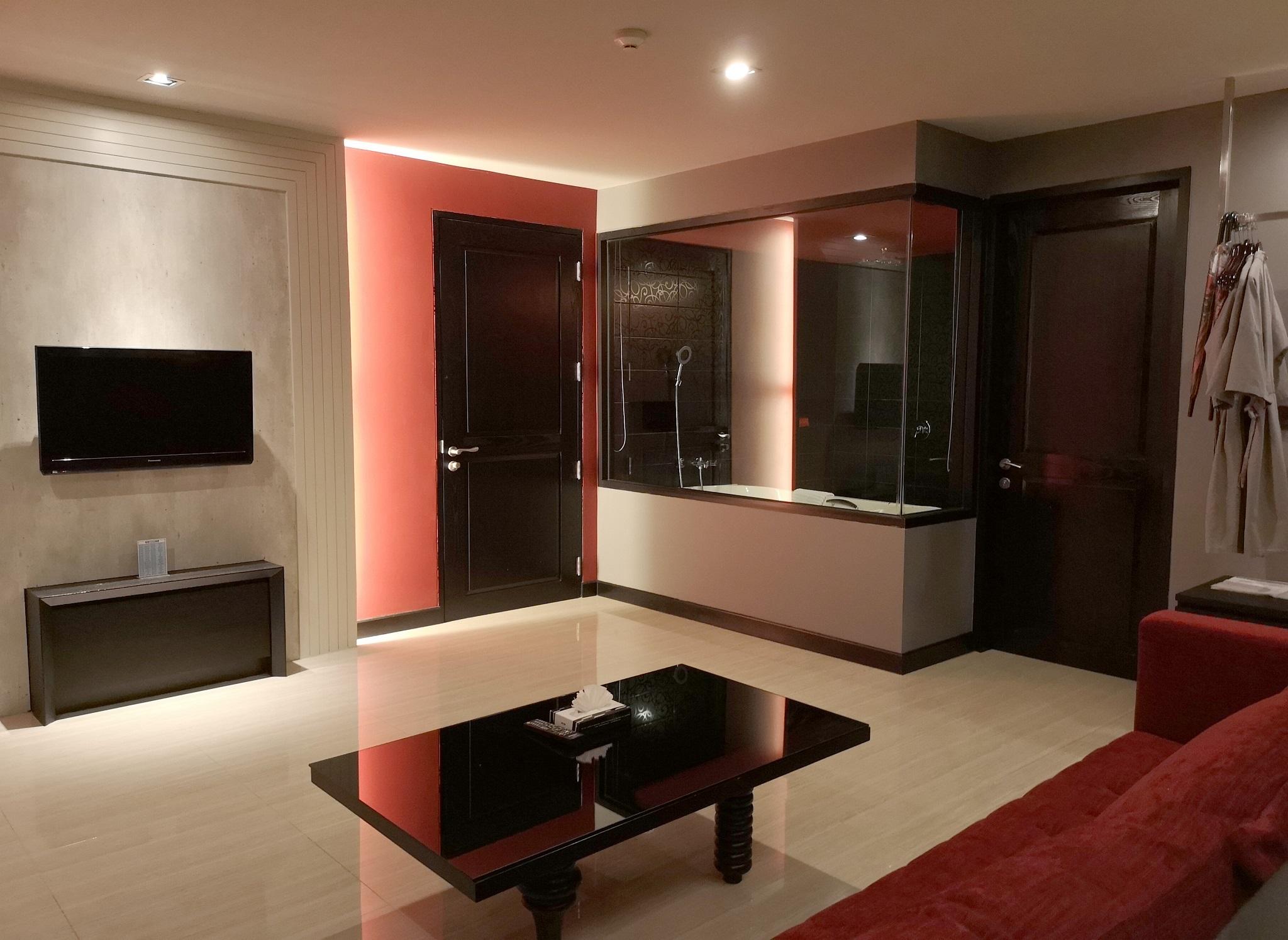 Hotel Tsix5 Quarter Pattaya Zewnętrze zdjęcie