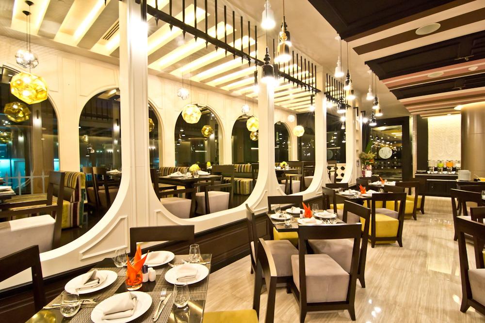 Hotel Tsix5 Quarter Pattaya Zewnętrze zdjęcie