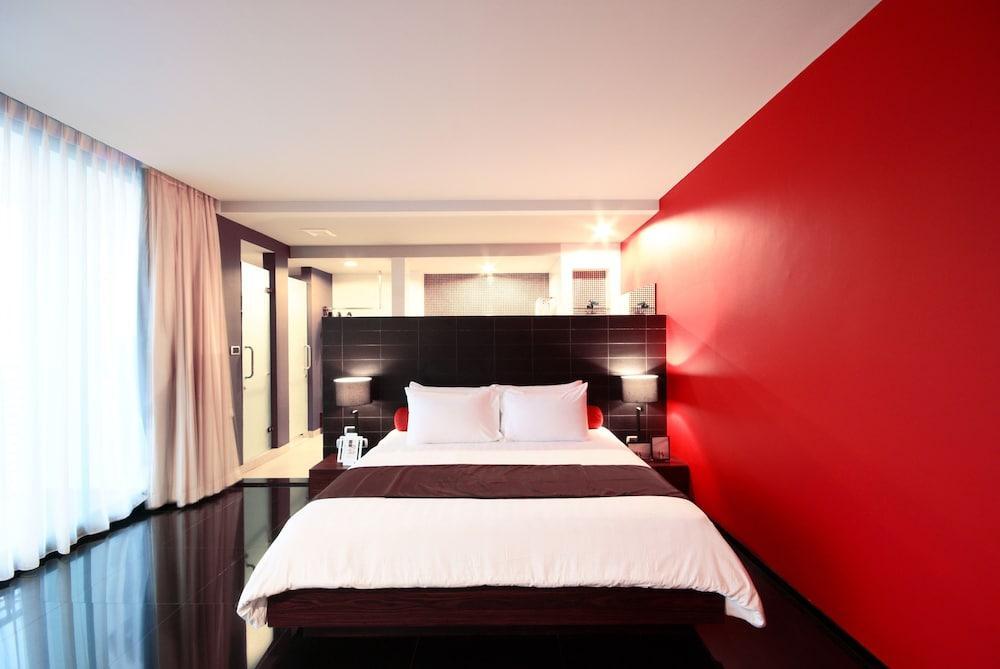 Hotel Tsix5 Quarter Pattaya Zewnętrze zdjęcie
